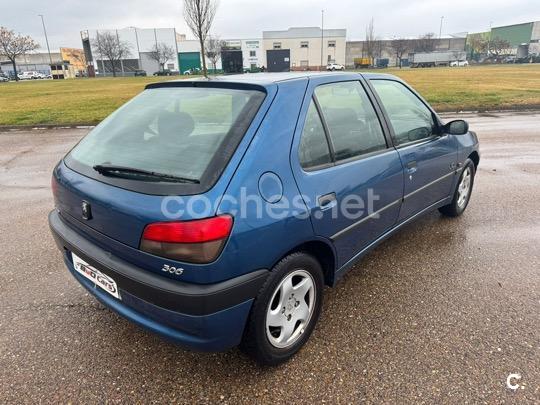 PEUGEOT 306