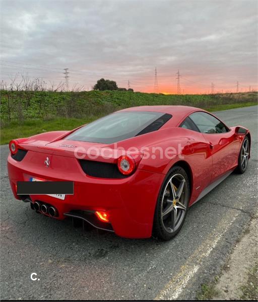 FERRARI 458 Italia