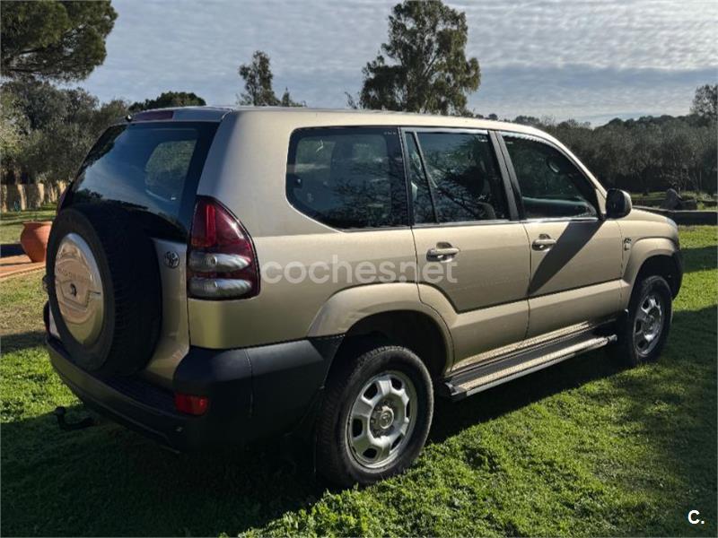 TOYOTA Land Cruiser 3.0 D4D GX