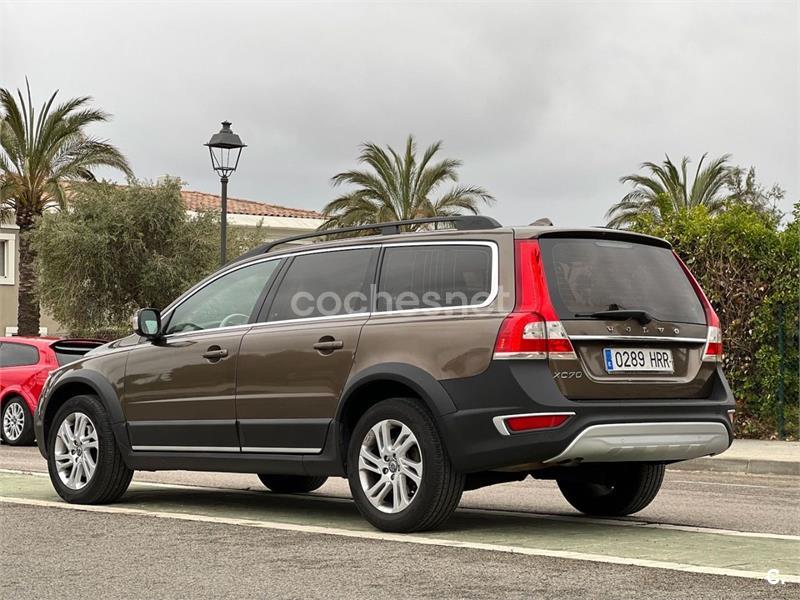 VOLVO XC70 2.4 D4 AWD Momentum