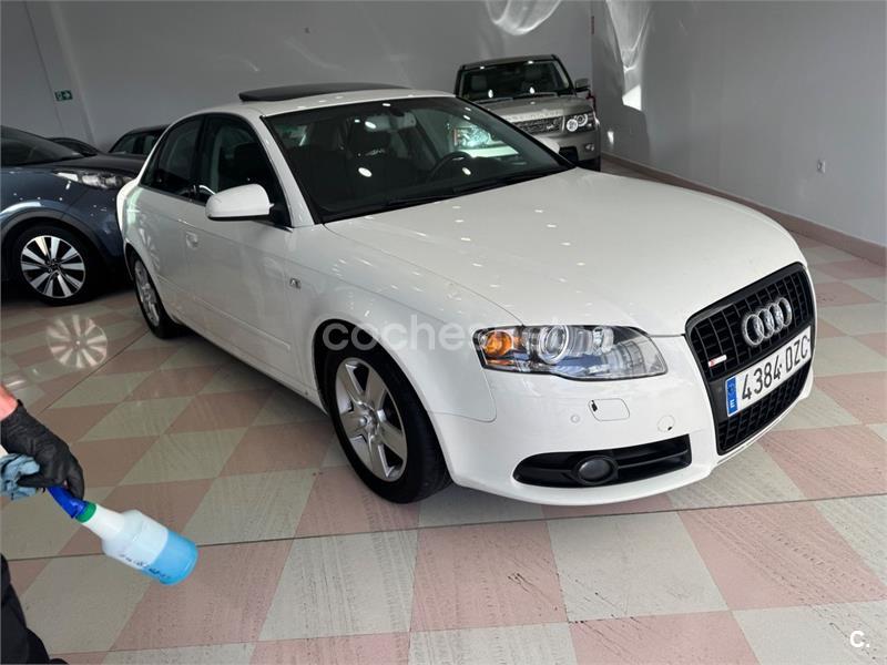 AUDI A4 3.2 FSI quattro