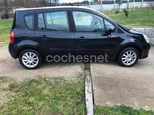 RENAULT Grand Modus