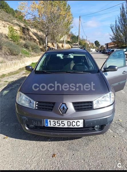 RENAULT Mégane GRAND TOUR CONFORT DYNAMIQUE 1.9DCI