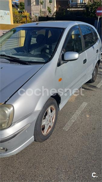 NISSAN Almera Tino 2.2dCi 112 Acenta