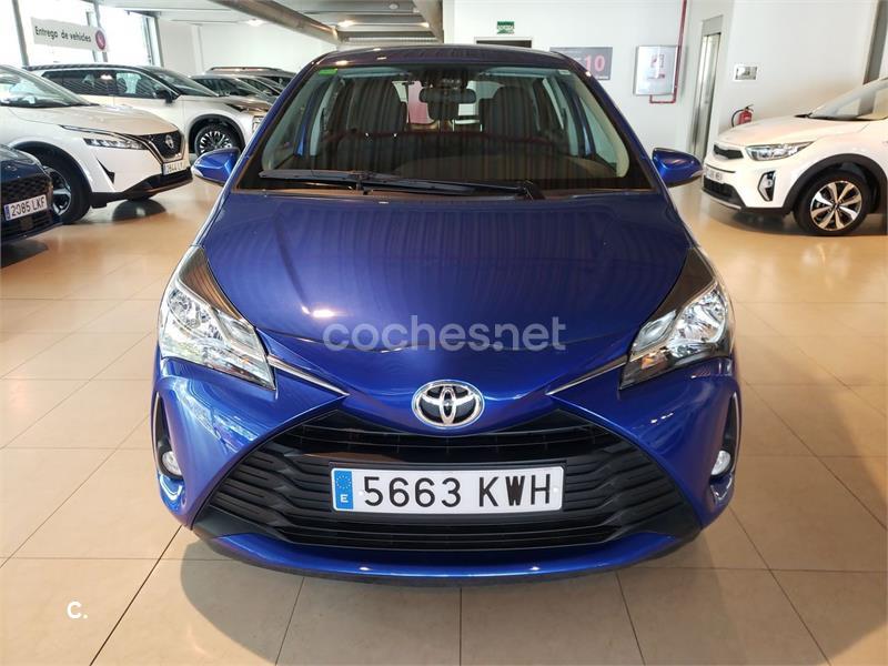 TOYOTA Yaris 1.0 70 Business