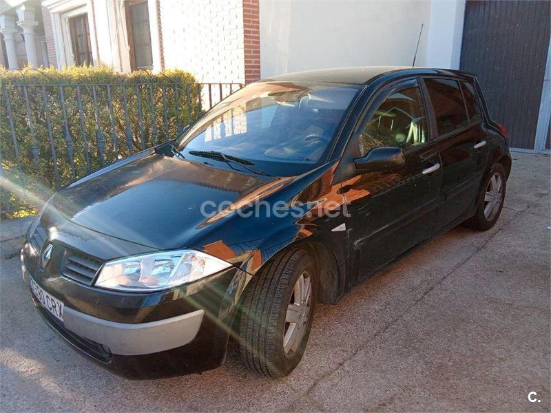 RENAULT Megane