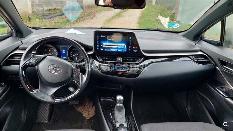 TOYOTA CHR