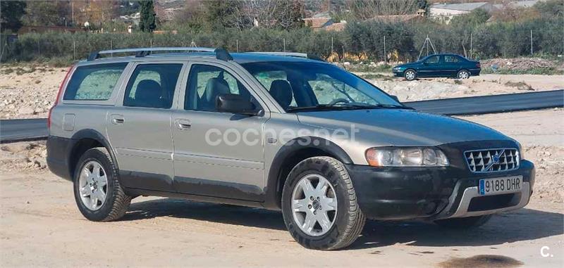 VOLVO XC70