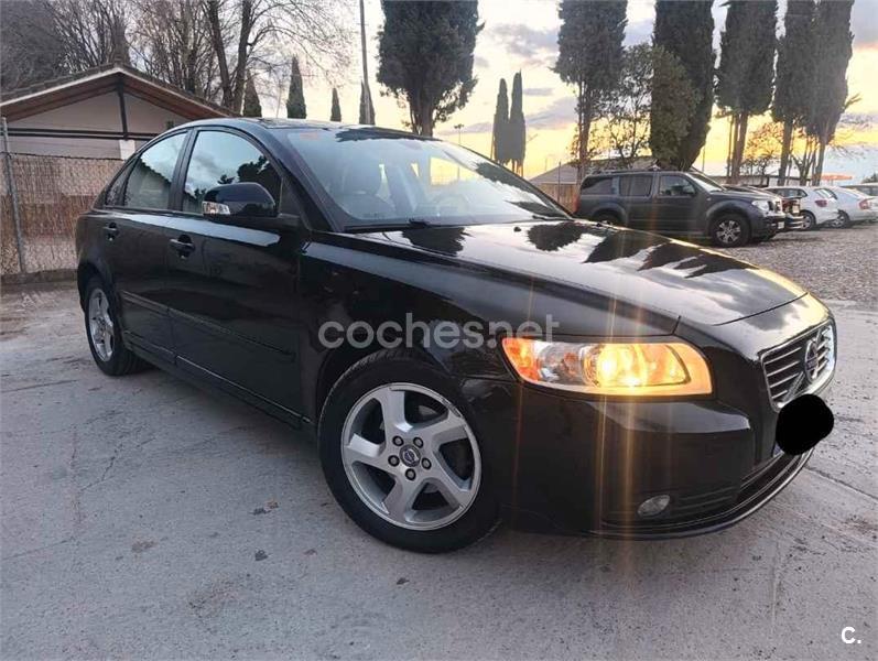 VOLVO S40