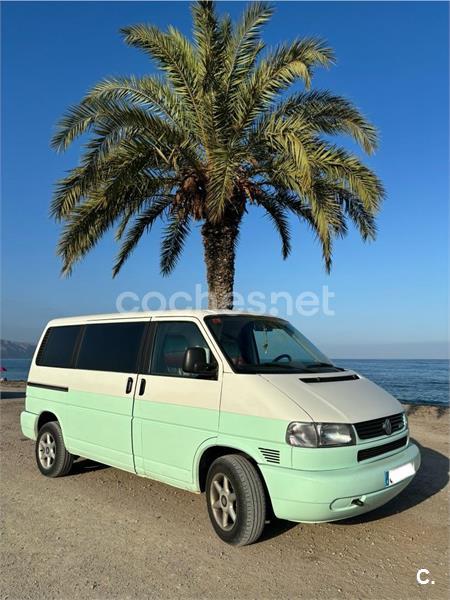 VOLKSWAGEN Multivan