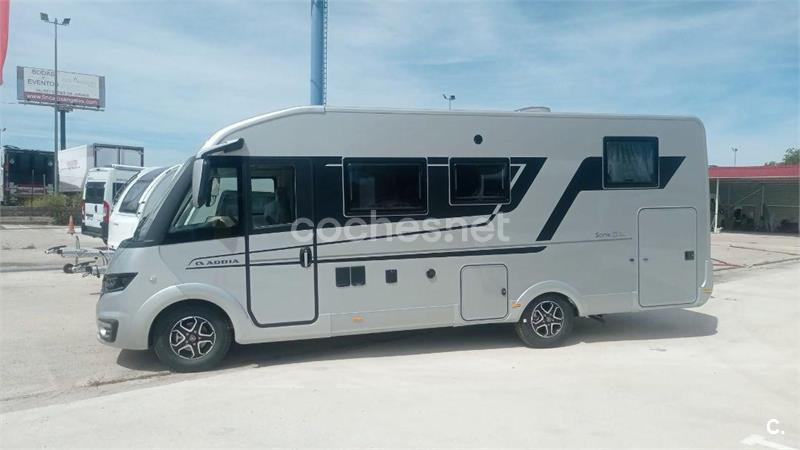 Adria - Sonic Supreme 700 SL