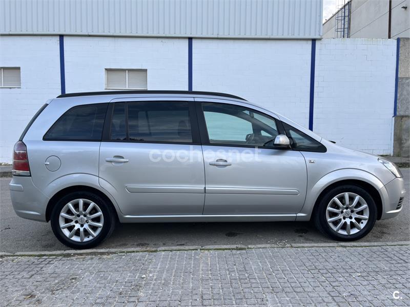 OPEL Zafira 1.9 CDTi 120 CV Cosmo