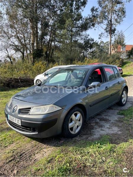 RENAULT Megane