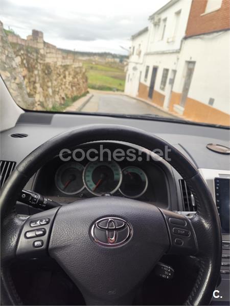 TOYOTA Corolla Verso 1.8 VVTi Sol