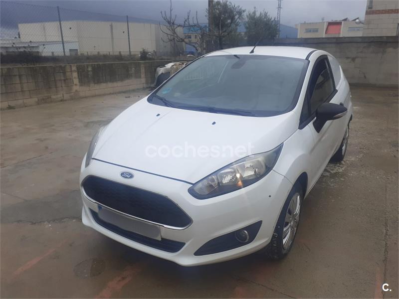 FORD Fiesta 1.5 TDCi White Edition