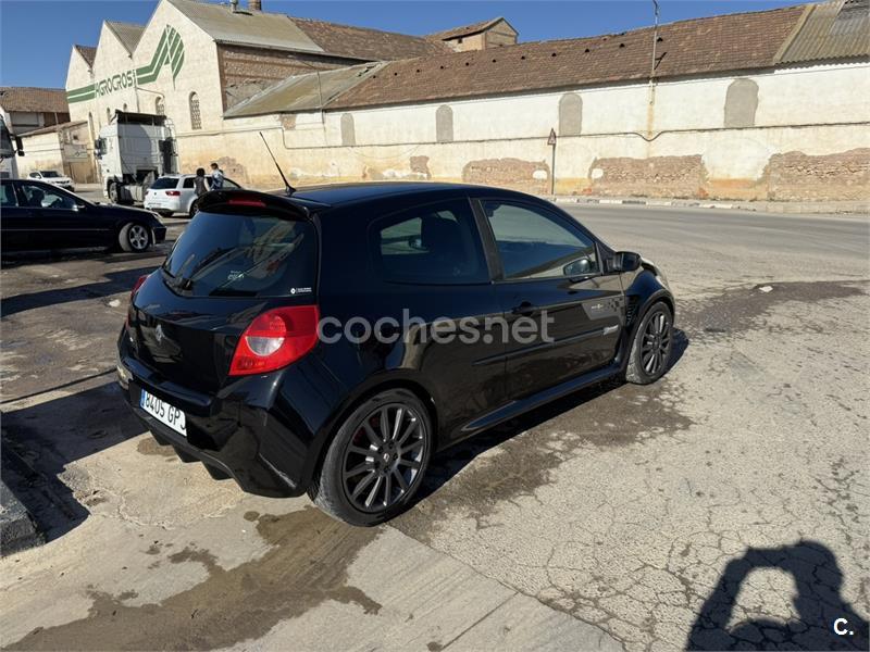 RENAULT Clio Renault Sport Access 2.0 16v