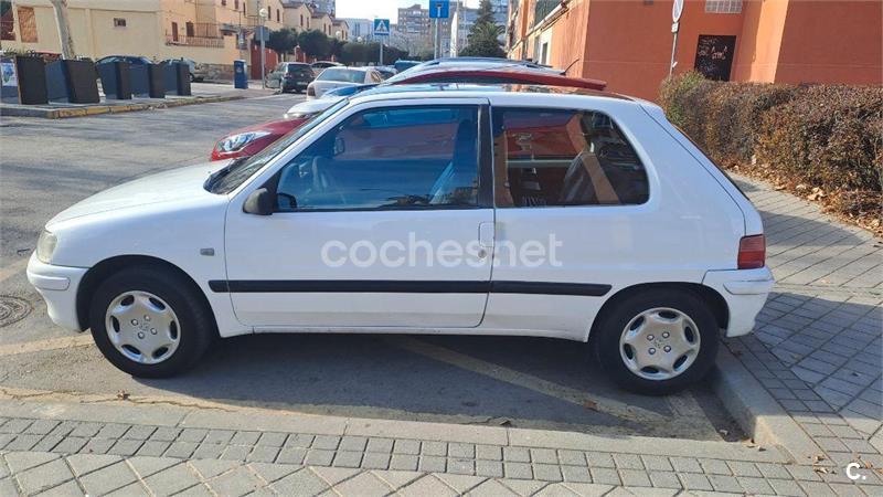 PEUGEOT 106