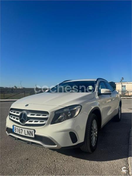 MERCEDES-BENZ Clase GLA