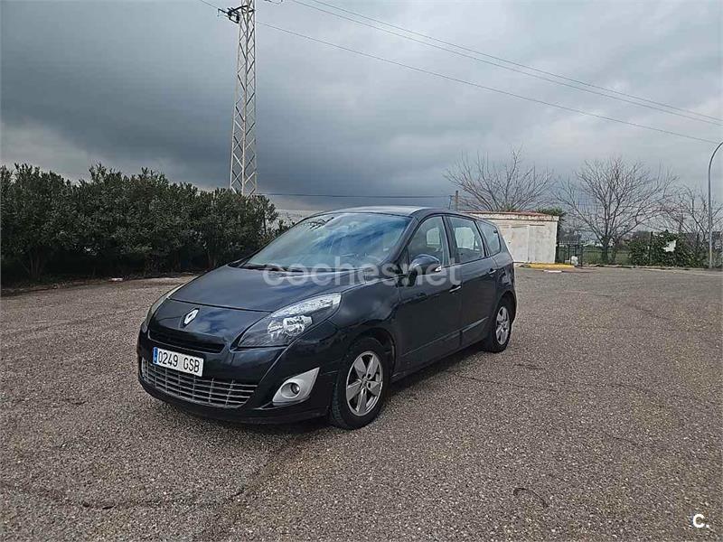 RENAULT Grand Scenic