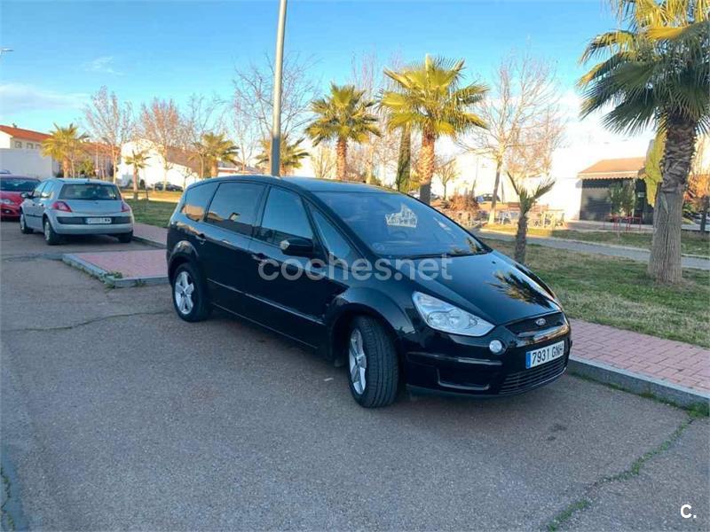 FORD SMAX