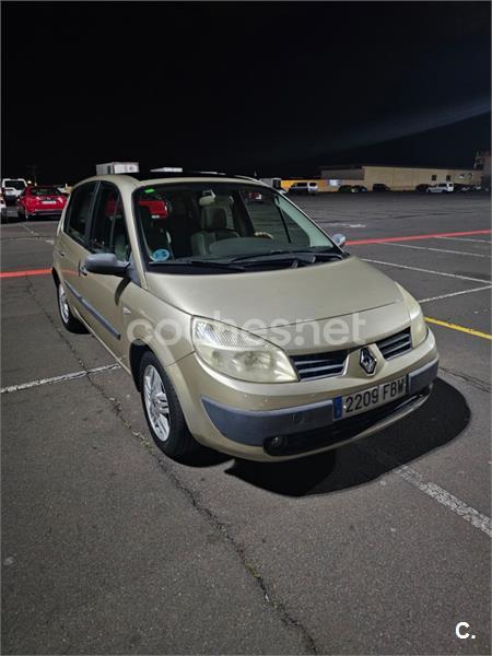 RENAULT Scenic CONFORT DYNAMIQUE 1.6 16V