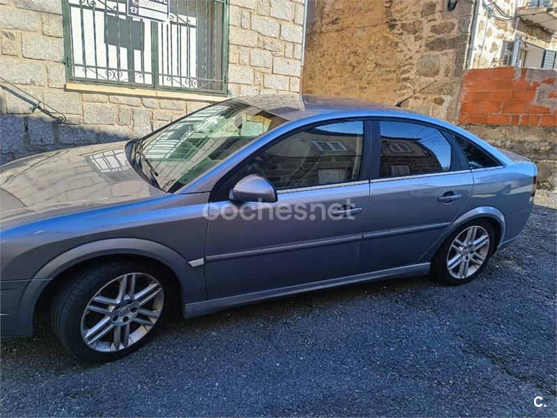 OPEL Vectra Elegance 2.2 DTI 16v