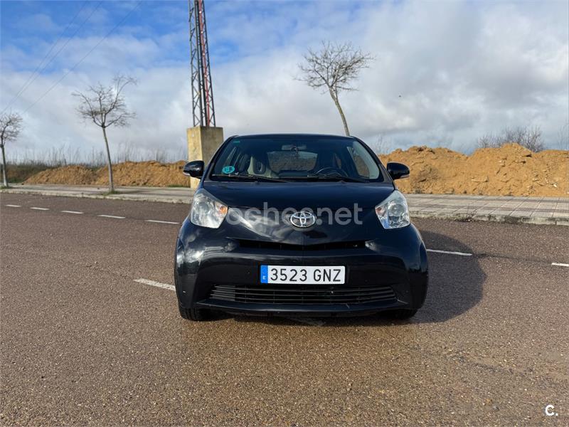 TOYOTA iQ iQ 1.0