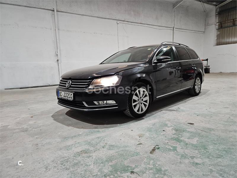 VOLKSWAGEN Passat Variant 2.0 TDI DPF DSG Edit. Plus