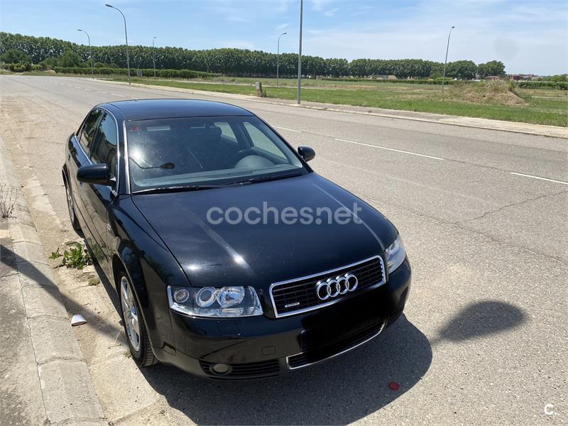 AUDI A4 2.5 TDI 180 CV quattro