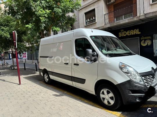 RENAULT Master