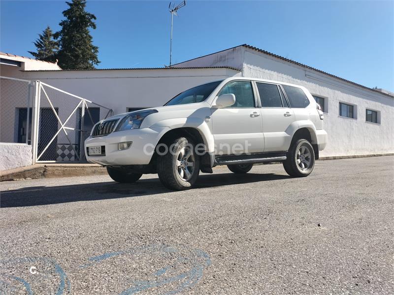 TOYOTA Land Cruiser 3.0 D4D KXR