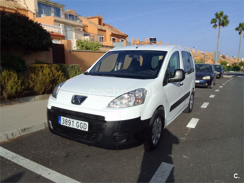 PEUGEOT Partner Tepee Confort 1.6 HDi