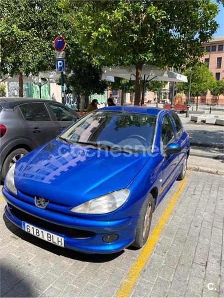 PEUGEOT 206