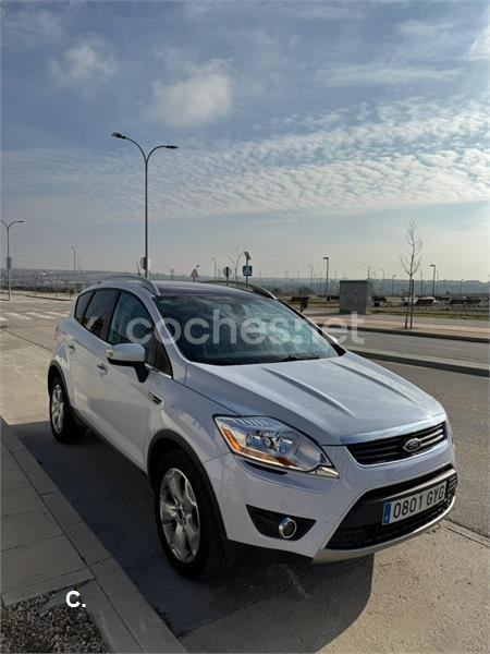 FORD Kuga 2.0 TDCi 4WD Titanium Powershift