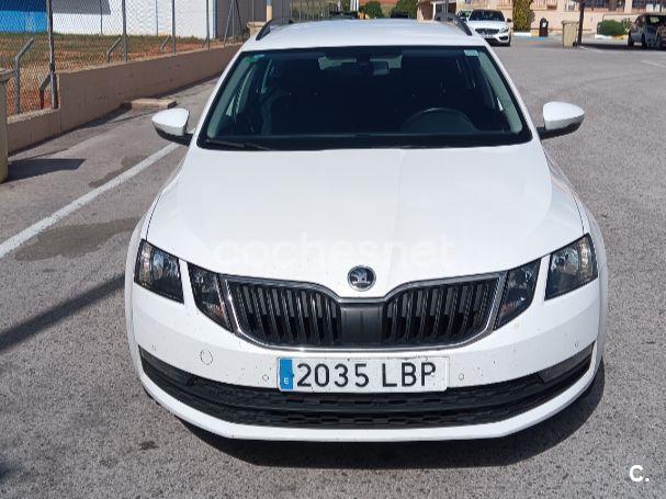 SKODA Octavia Combi 1.6 TDI CR Ambition