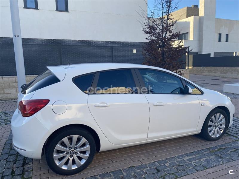 OPEL Astra 1.7 CDTi 110 CV Selective