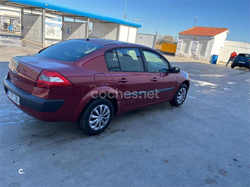 RENAULT Mégane Confort Authentique 1.5dCi105