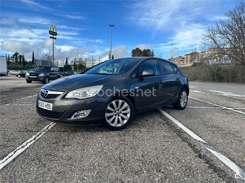 OPEL Astra 1.6 Enjoy ST