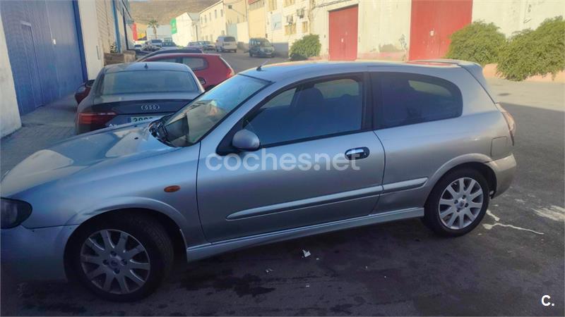 NISSAN Almera 2.2 dCi Tekna