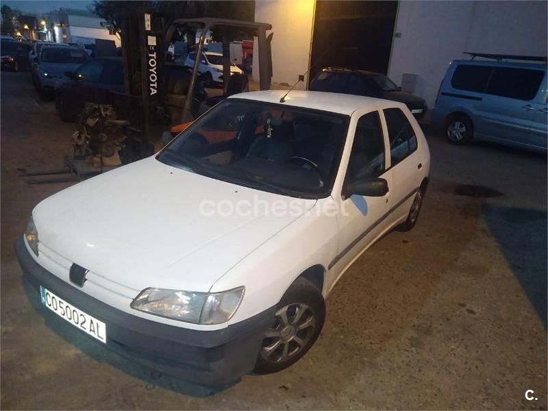 PEUGEOT 306