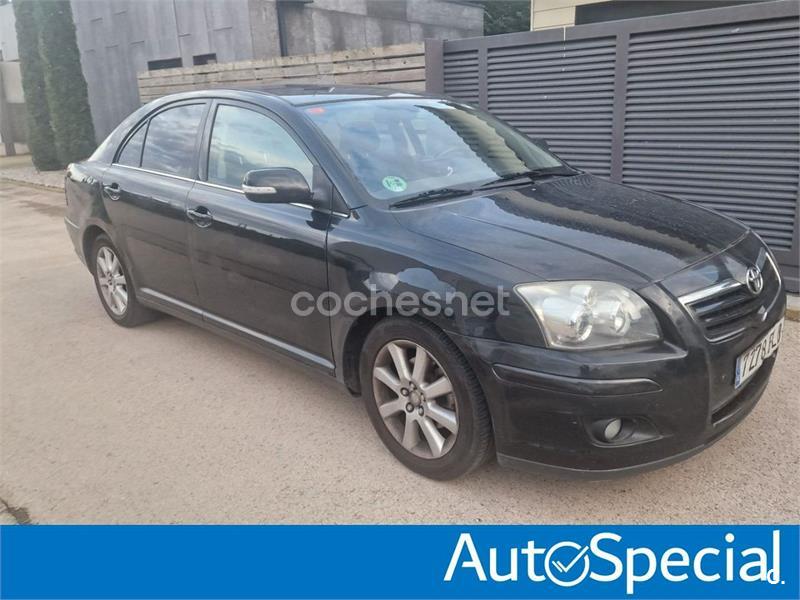 TOYOTA Avensis 1.8 VVTI SOL