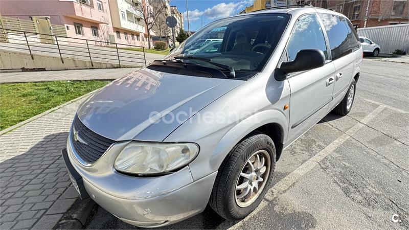 CHRYSLER Voyager LX 2.5 CRD