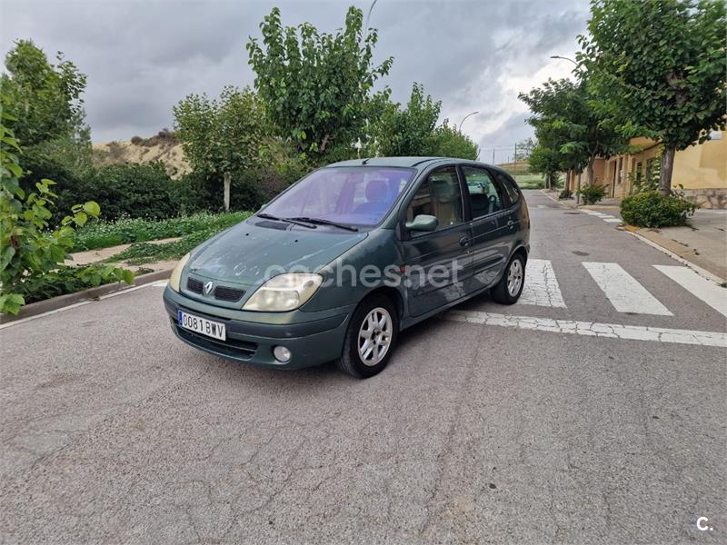 RENAULT Scenic CONFORT DYNAMIQUE 1.9DCI