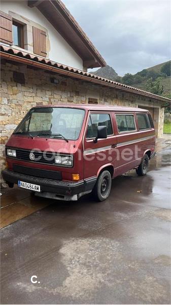 VOLKSWAGEN Transporter