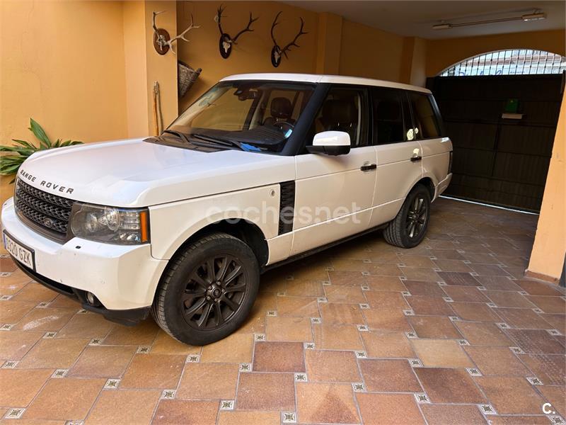 LAND-ROVER Range Rover 4.4 TDV8 VOGUE