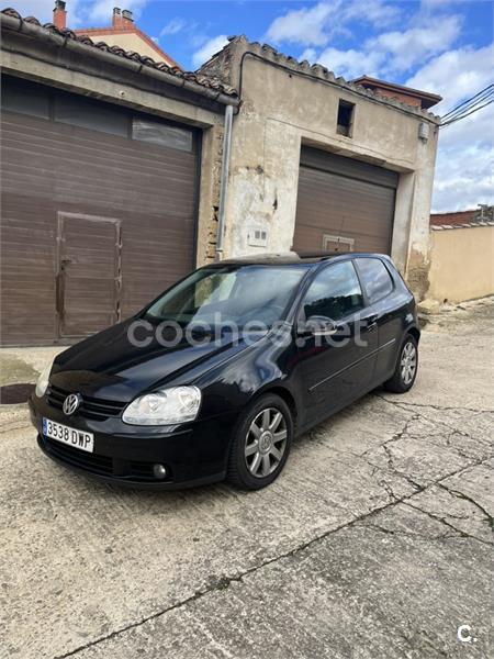 VOLKSWAGEN Golf 2.0 TDI Sportline