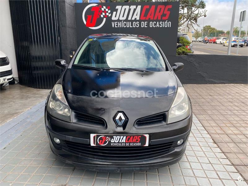 RENAULT Clio Dynamique 1.4 16v