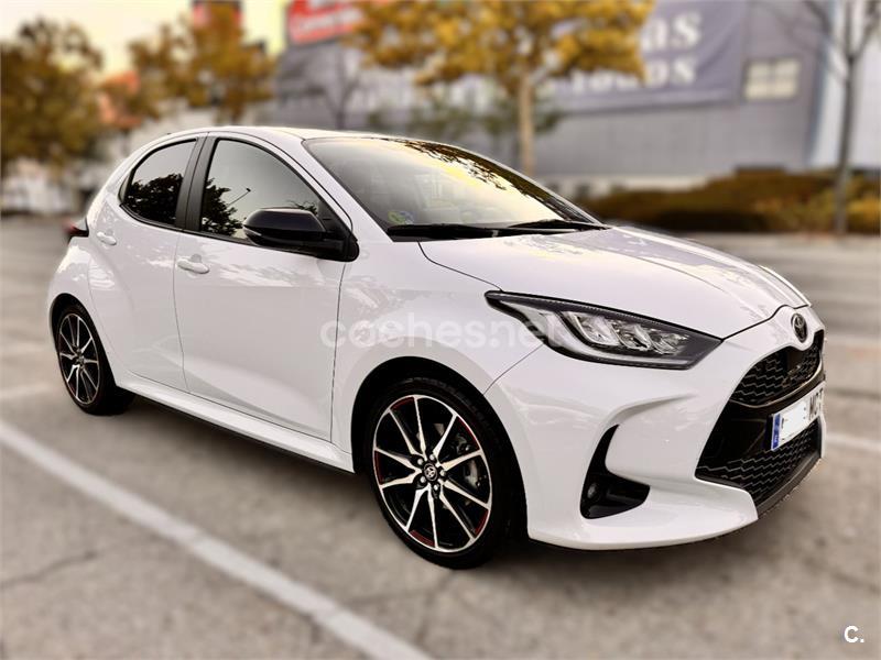 TOYOTA Yaris 1.5 120H GR Sport