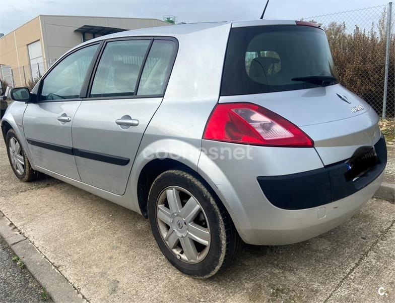 RENAULT Megane