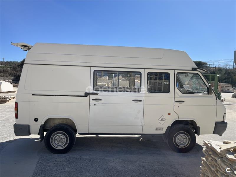 NISSAN Trade TRADE 3.0 COMBI T.A